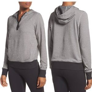 Zella pacific breeze quarter snap hoodie size large